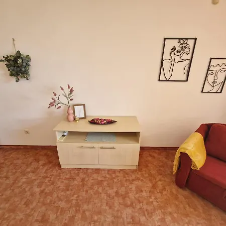 Sea View Apartment, Village, A2. Ravda